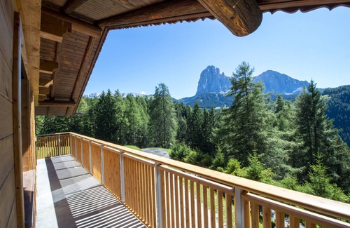 Santa Cristina Val Gardena Ski Chalet | Chalet Aghel 145A