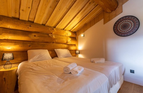 La Cabanasse House | Chalet L’Axurit - Familial, Jacuzzi, Sauna.