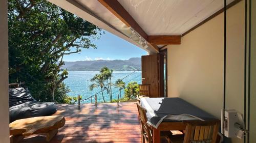 Cambaquara Ski Chalet | Chale Jabuticabeira com Wi-Fi e vista para o mar
