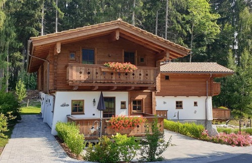 Rain Apartment | Chalet 1 - autumn time
