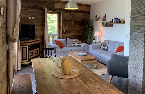 Huez-en-Oisans Ski Chalet | Chalet 10 people private jacuzzi 50m from the slopes and lifts