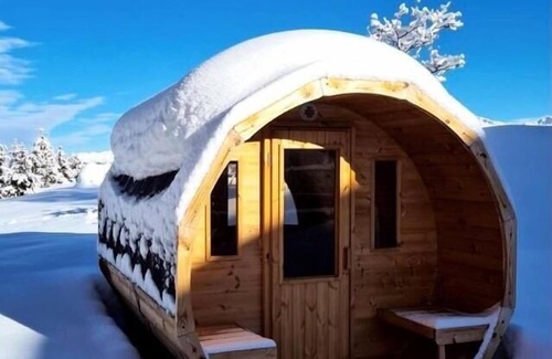 Albiez-le-Vieux Ski Chalet | Chalet, 150m from ski slopes, sauna, terrace, fireplace or stove, parking, tv, ski locker, 150m²