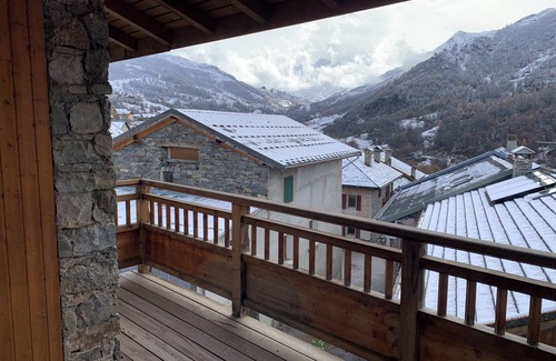 Saint-Marcel Ski Chalet | Chalet 2 minutes from the ski slopes, ideal for a family holiday!