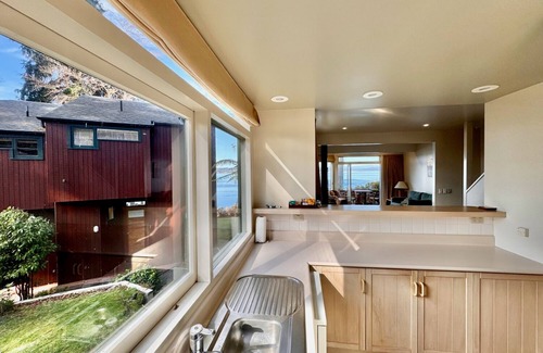 Taupo Ski Chalet | Chalet 2, The Retreat - located within a private lakefront estate