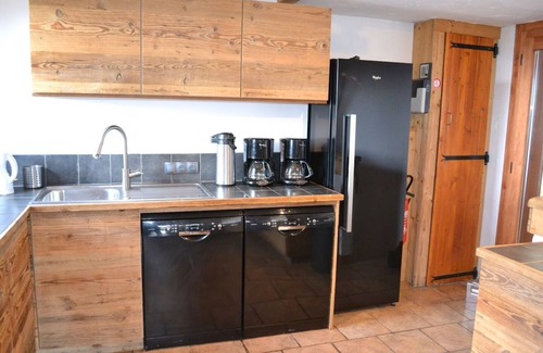 Bellentre Ski Chalet | Chalet 20p. Ski-in ski-out! last minute 50% first week March!