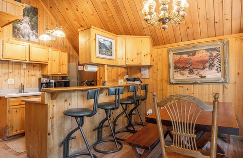 Mammoth Lakes Ski Chalet | Chalet #23, Ski in/Out,Slope-Side Steps to Main Lo