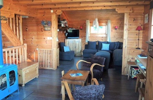 Albiez-le-Vieux Ski Chalet | Chalet, 250m from ski slopes, terrace, tv, ski locker, 130m², Albiez Montrond