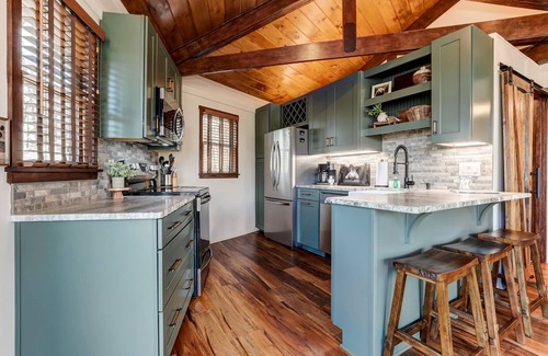 Big Canoe Ski Chalet | Chalet 254 - Cozy luxury in Big Canoe!