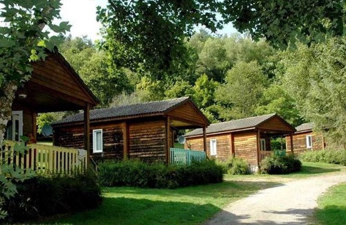 Correze Ski Chalet | Chalet 3 étoiles - Piscine - eeid0e