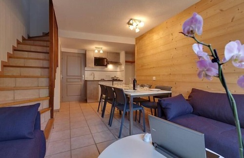 La Salle-les-Alpes Ski Chalet | Chalet, 300m from ski slopes, terrace, parking, tv, 45m², Serre Chevalier