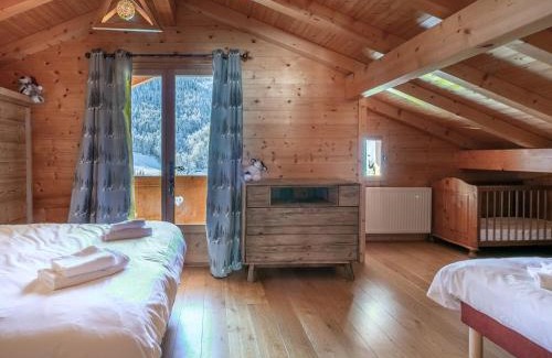 La Clusaz Ski Chalet | Chalet 4 Étoiles 13 Pers. à La Clusaz - Grande Terrasse, Garage, WIFI, Arrêt Skibus à Proximité - FR-1-437-81