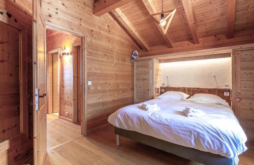 La Clusaz Ski Chalet | Chalet 4 Étoiles 13 Pers. à La Clusaz - Grande Terrasse, Garage, WIFI, Arrêt Skibus à Proximité - FR-1-437-81