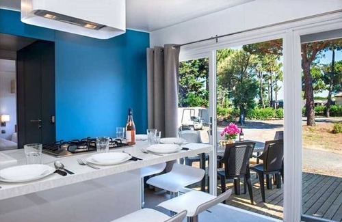 Les Cabanes de Fleury Ski Chalet | Chalet 4 étoiles - Parc aquatique - efbh0g