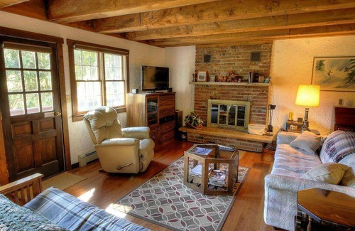 Ellicottville Ski Chalet | Chalet ∙ 4 bedrooms ∙ 10 guests
