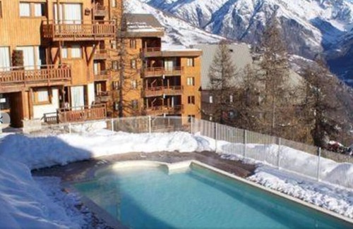 Puy-Saint-Vincent Apartment | Chalet 4 pers. Piscine et literie toute neuve.