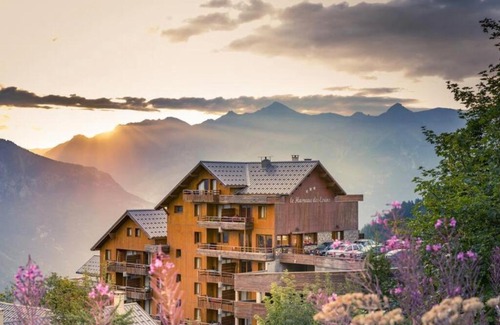 Puy-Saint-Vincent Apartment | Chalet 4 pers. Piscine et literie toute neuve.