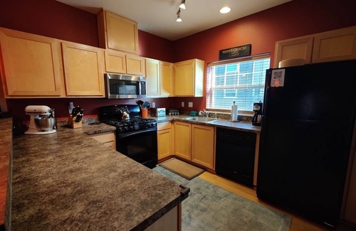 Government Camp Ski Chalet | Chalet 40 at the Official Collins Lake Resort Building L