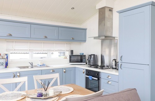 Rhyd-y-clafdy Cottage | CHALET 46, pet friendly, country holiday cottage in Pwllheli
