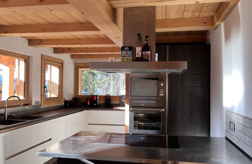 Les Praz-de-Chamonix Ski Chalet | Chalet 5 5 Chambre en Suite Sauna Jacuzzi
