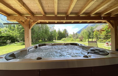 Les Praz-de-Chamonix Ski Chalet | Chalet 5 5 Chambre en Suite Sauna Jacuzzi