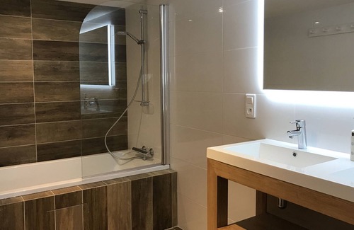 Saint-Marcel Ski Chalet | Chalet 8 persons with sauna (renovated in 2017)