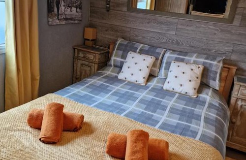 Aberystwyth Ski Chalet | Chalet 88