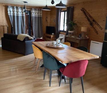 Saint-Pierre-dels-Forcats Ski Chalet | chalet au pieds des pistes le cambre aze