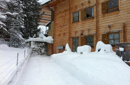 Wengen Bed & Breakfast | Chalet Alpina Gyger