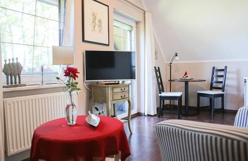 Buckow Apartment | Chalet am See Sader