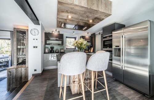 Montroc Ski Chalet | Chalet Aman Argentière Chamonix - by EMERALD STAY