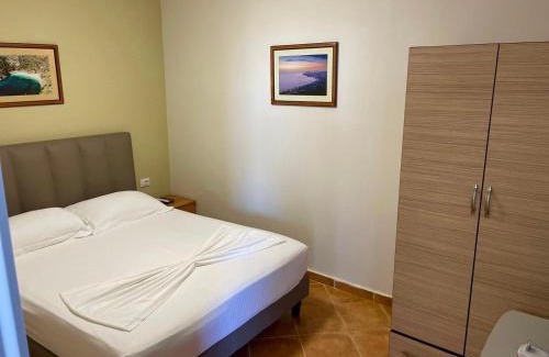 Dhermi Ski Chalet | Chalet Ambel
