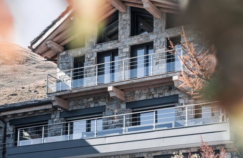 Tignes le Lac Ski Chalet | Chalet Ancolie – Elegance and Breathtaking Views in Tignes