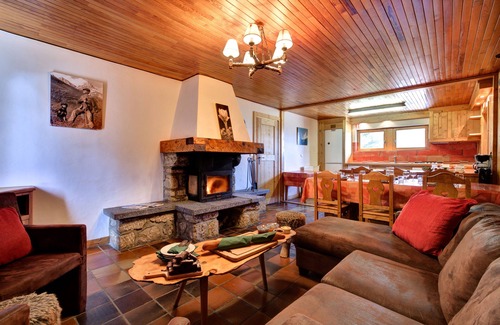 Meribel-Mottaret Ski Chalet | Chalet Andre - Meribel