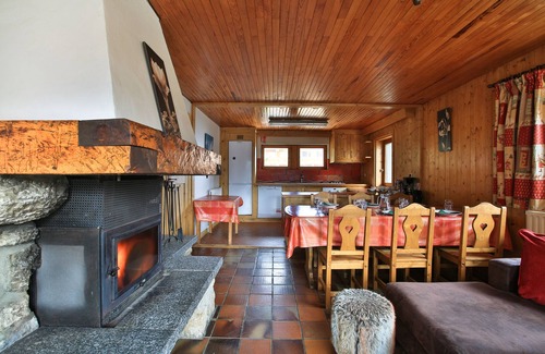 Meribel-Mottaret Ski Chalet | Chalet Andre - Meribel
