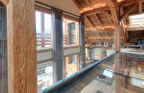 Demi-Quartier Ski Chalet | Chalet Apollo