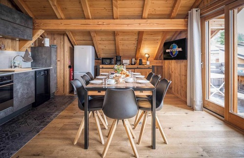Viel-Alpe Ski Chalet | Chalet-appartement 6p | Vue montagne | Accès sauna