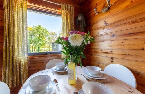 Brazzacott Ski Chalet | Chalet Ash Lodge by Interhome