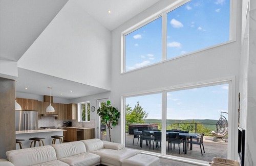 La Conception House | Chalet Assiniboine in Bel Air