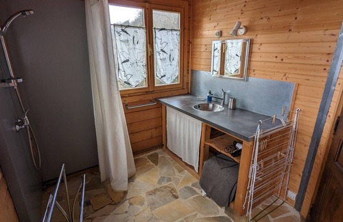 Saint-Cere Ski Chalet | Chalet at the edge of the wood