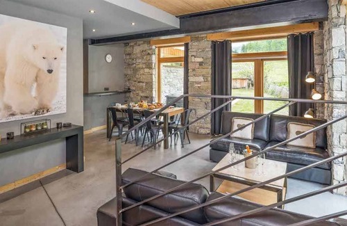 Les Boisses Ski Chalet | Chalet avec Cheminée! Près des Pistes