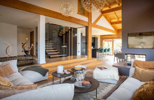 La Clusaz Ski Chalet | Chalet Bella Cha - OVO Network