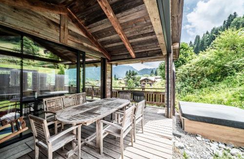 Essert-Romand Ski Chalet | Chalet Bella