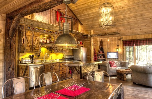 La Malbaie Cabin | Chalet Bivouac