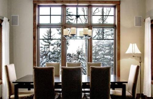 Saint-Faustin-Lac-Carre Ski Chalet | Chalet Boreal Mont-Blanc
