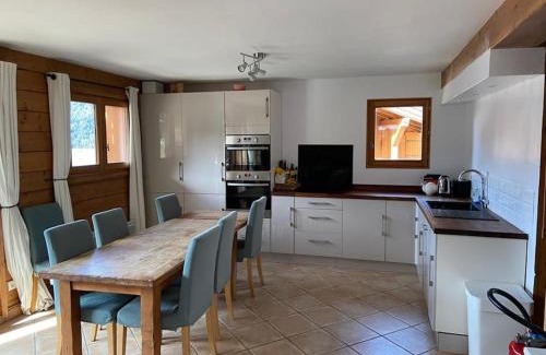 Les Contamines-Montjoie Ski Chalet | Chalet Cannon- Mountain Getaway
