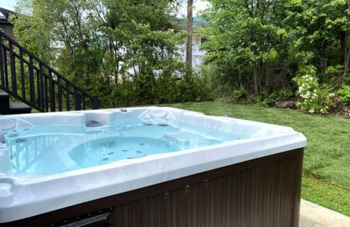 Saint Ferreol les Neiges House | Chalet with SPA 14 people 1765 with air conditionner