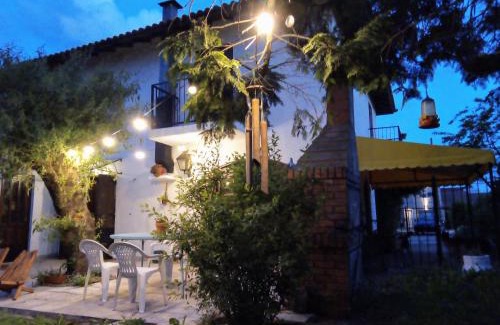 Mar del Plata House | Chalet Caserón de Tejas, Amplia y confortable casa para hasta 11 huéspedes