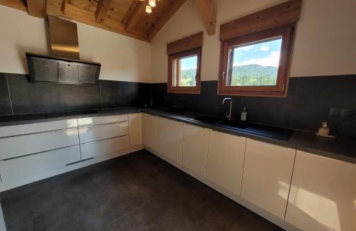 Les Gets Ski Chalet | Chalet chaleureux 4* aux Gets, 3 niveaux, 6 pers., terrasse, poêle à bois, wifi - FR-1-598-10