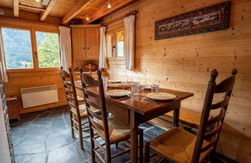 Meribel Ski Chalet | Chalet chaleureux près du centre avec cheminée et vue montagne - FR-1-688-4