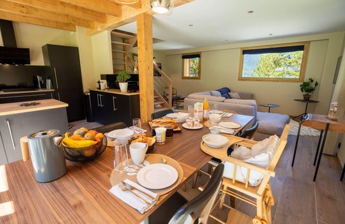 Les Allues Ski Chalet | Chalet Chebi recently build chalet near Olympe gondola